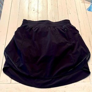 Hotty hot lululemon skirt skort size 6